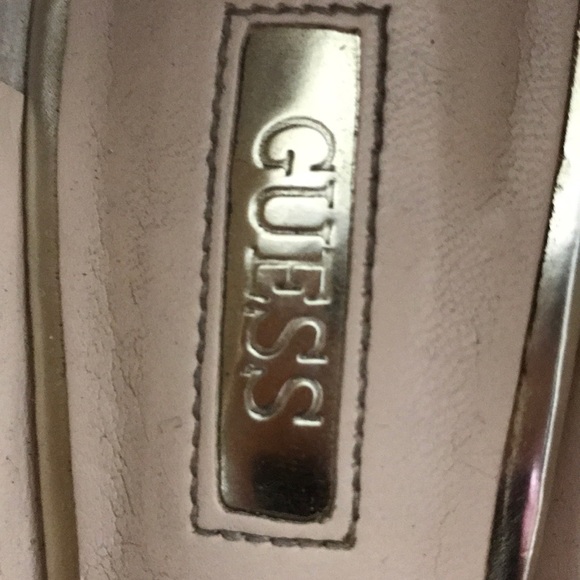 Heels - Picture 2 of 3